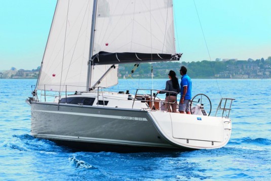 img-bateau-bavaria-34-exterieur-001